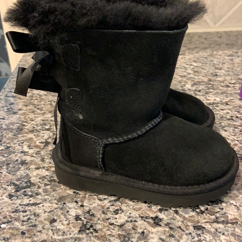 Black ugg boots NEW